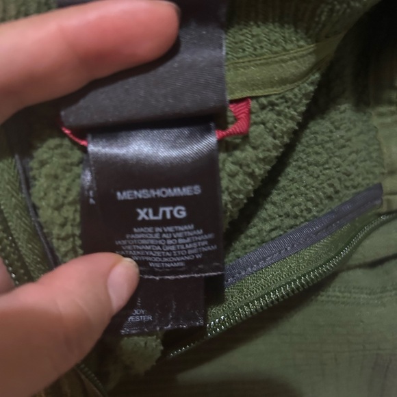 The North Face Men’s Green Quarter Zip Pullover Size XL - Picture 8 of 8